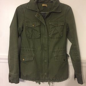Olive green utility jacket EUC!